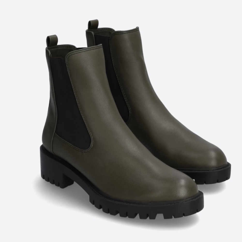 Chelsea Ankle Boots Lug Sole Olive Green Women’s Booties
